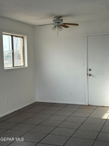 7828 WEST Drive E, El Paso, TX 79915