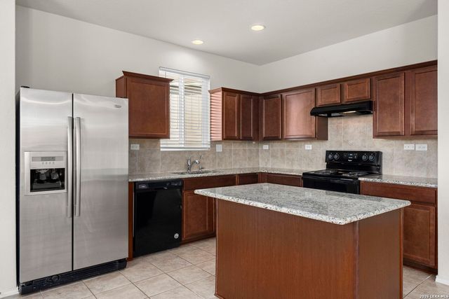 27425 Emilie Cyn, San Antonio, TX 78260