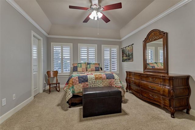 390 Wedgewood Drive, Montgomery, TX 77356