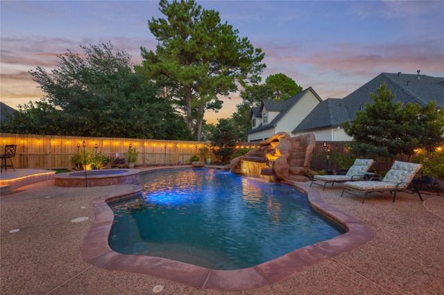390 Wedgewood Drive, Montgomery, TX 77356