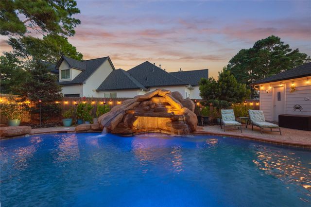 390 Wedgewood Drive, Montgomery, TX 77356