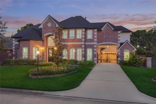 390 Wedgewood Drive, Montgomery, TX 77356