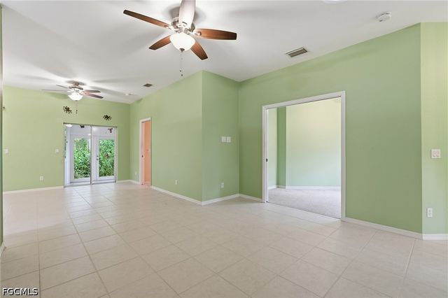 10727 Maui CIR, Estero, FL 33928