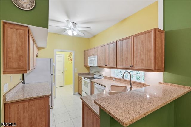 10727 Maui CIR, Estero, FL 33928
