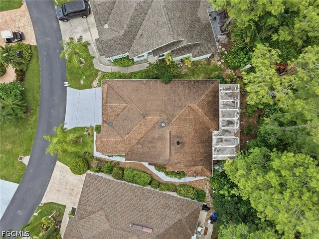 10727 Maui CIR, Estero, FL 33928