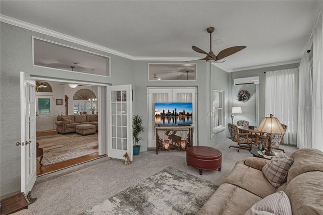 12215 WOODLANDS CIRCLE, Dade City, FL 33525