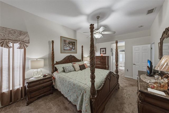 12215 WOODLANDS CIRCLE, Dade City, FL 33525
