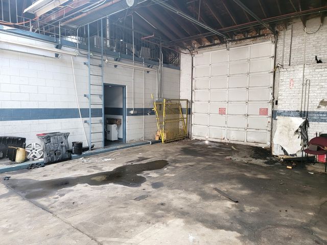311 W 31st Street, Chicago, IL 60616