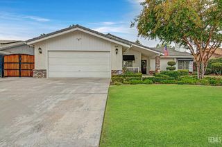 7104 Copper Creek Way, Bakersfield, CA 93308
