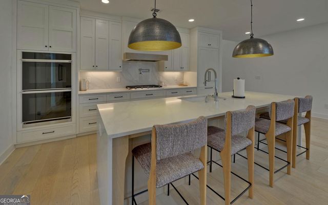 96 Barefoot Bay Road, Hartwell, GA 30643