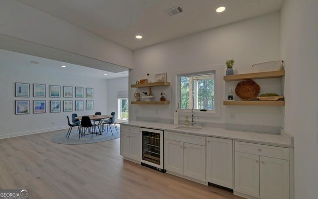 96 Barefoot Bay Road, Hartwell, GA 30643