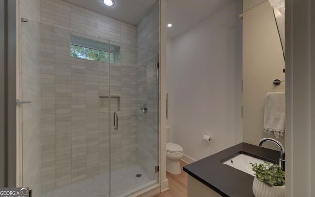 96 Barefoot Bay Road, Hartwell, GA 30643