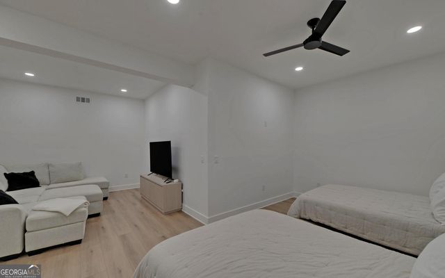 96 Barefoot Bay Road, Hartwell, GA 30643