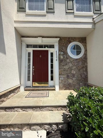 42770 CONQUEST CIR, Brambleton, VA 20148