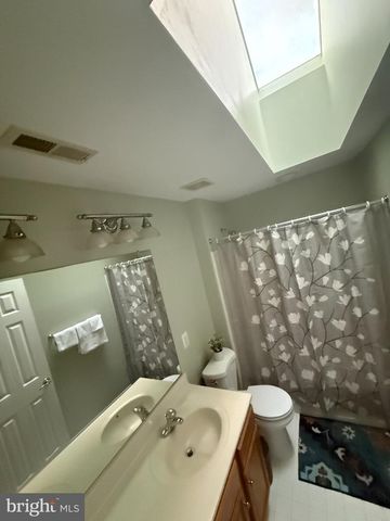 42770 CONQUEST CIR, Brambleton, VA 20148