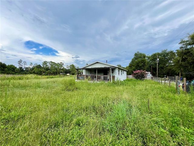 708 LAKE SHORE DRIVE, Pierson, FL 32180
