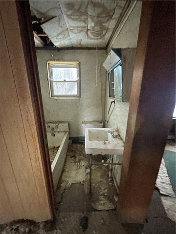 88 ridge, Monongahela, PA 15063