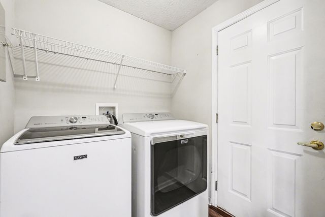 198 Langshire Court, 13, Florence, KY 41042