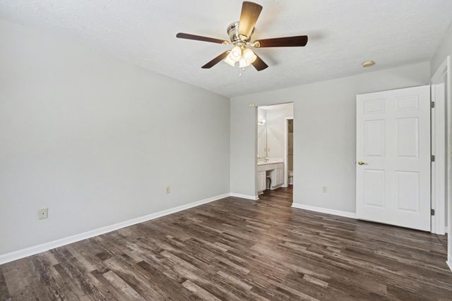 198 Langshire Court, 13, Florence, KY 41042