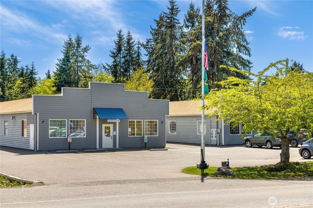 10862 Falk Road NE, Bainbridge Island, WA 98110