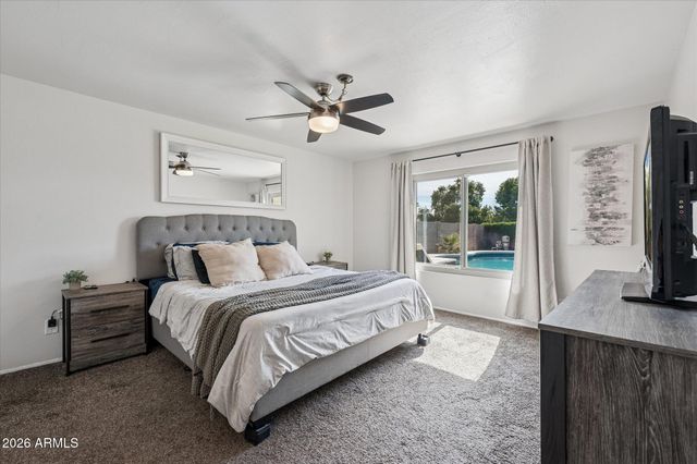 4033 E DAHLIA Drive, Phoenix, AZ 85032