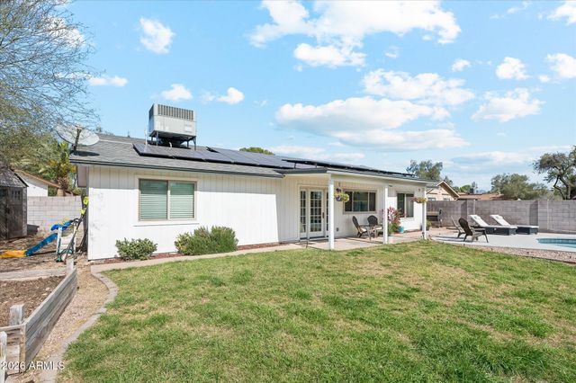 4033 E DAHLIA Drive, Phoenix, AZ 85032