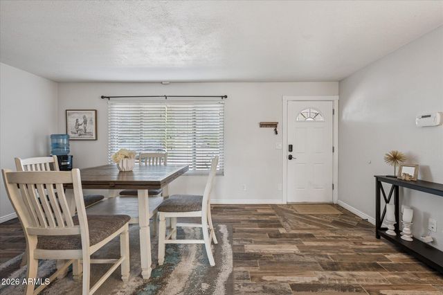 4033 E DAHLIA Drive, Phoenix, AZ 85032