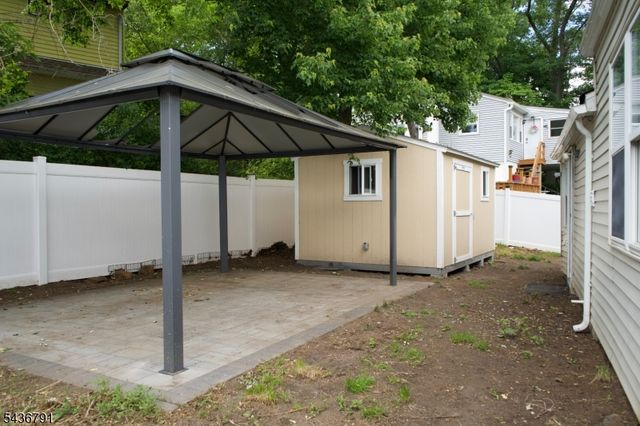 20 Greenwood Ave, Wanaque Boro, NJ 07420