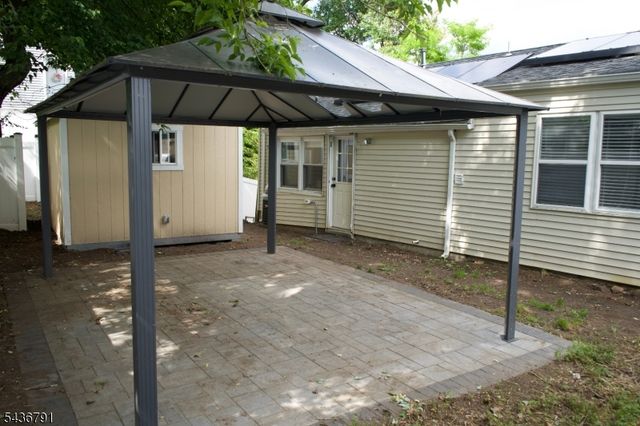 20 Greenwood Ave, Wanaque Boro, NJ 07420