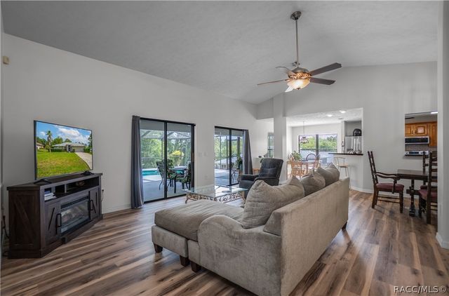 1821 E Littleton Court, Inverness, FL 34453