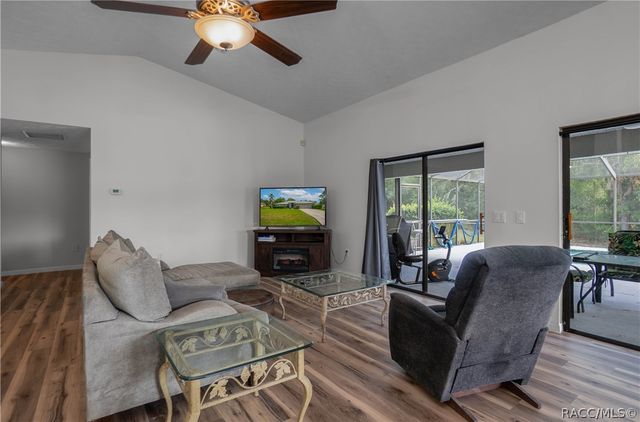 1821 E Littleton Court, Inverness, FL 34453