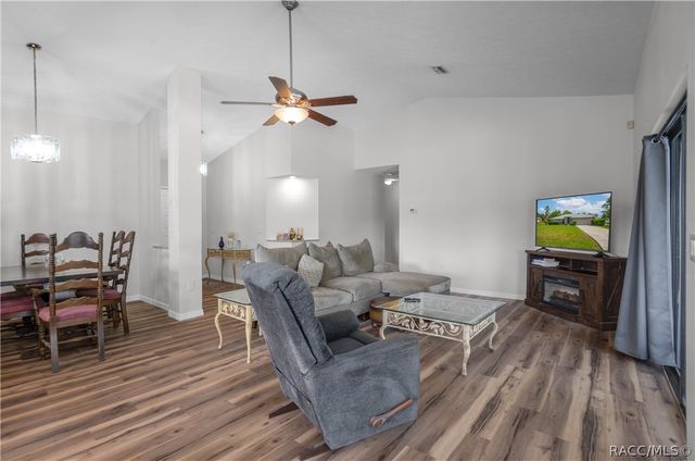 1821 E Littleton Court, Inverness, FL 34453