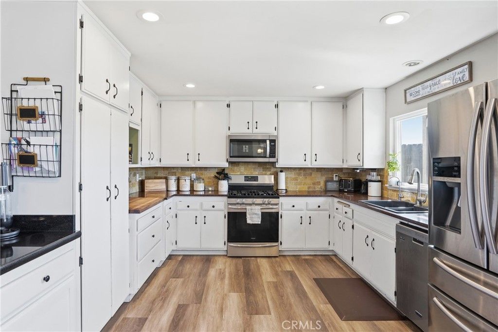 Image 10 of property listing at 380 Highland Drive, Santa Maria, CA 93455