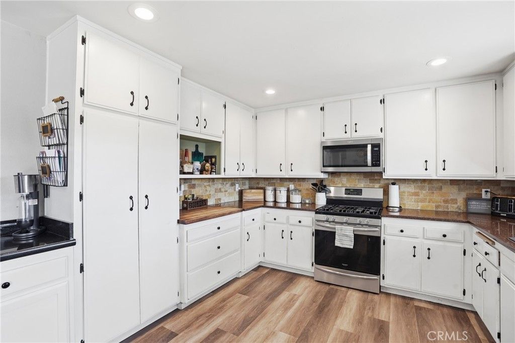 Image 11 of property listing at 380 Highland Drive, Santa Maria, CA 93455