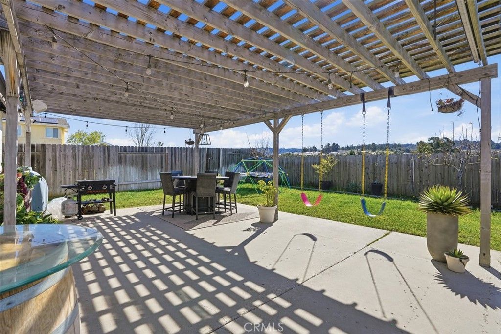 Image 30 of property listing at 380 Highland Drive, Santa Maria, CA 93455