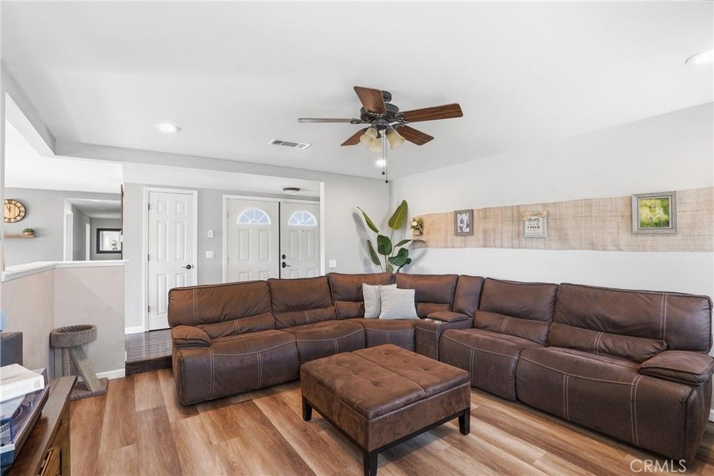 Image 7 of property listing at 380 Highland Drive, Santa Maria, CA 93455