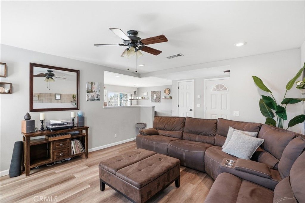 Image 8 of property listing at 380 Highland Drive, Santa Maria, CA 93455