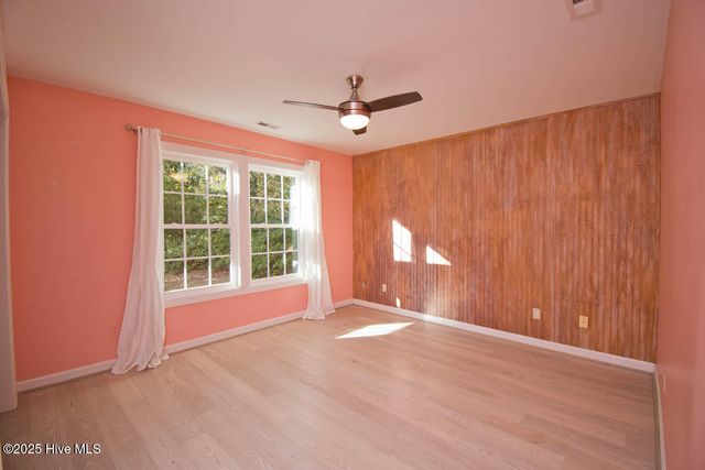 174 Fox Drive, Swansboro, NC 28584