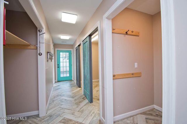 174 Fox Drive, Swansboro, NC 28584