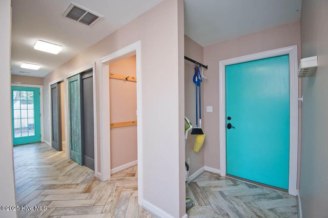 174 Fox Drive, Swansboro, NC 28584