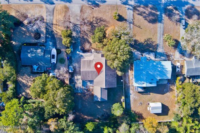 174 Fox Drive, Swansboro, NC 28584