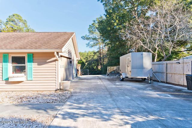 174 Fox Drive, Swansboro, NC 28584