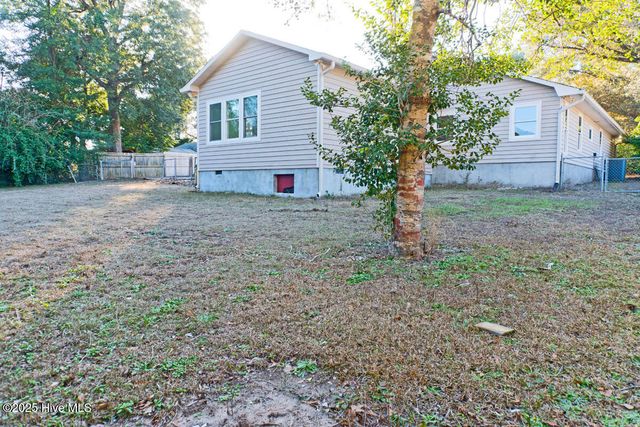 174 Fox Drive, Swansboro, NC 28584