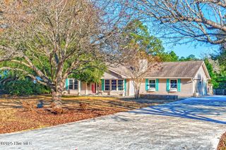174 Fox Drive, Swansboro, NC 28584