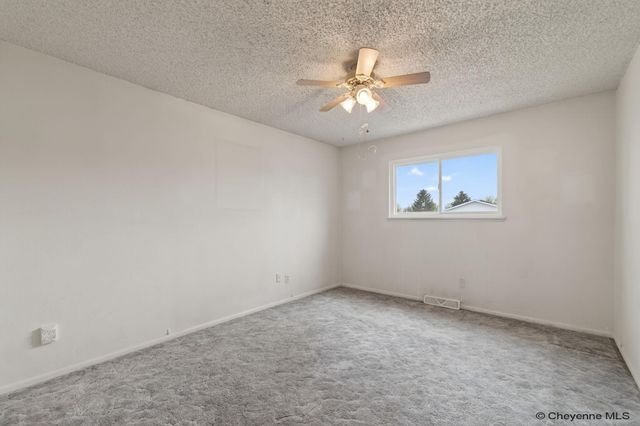 5005 WINDMILL RD, Cheyenne, WY 82009