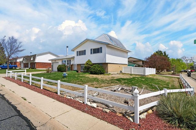 5005 WINDMILL RD, Cheyenne, WY 82009