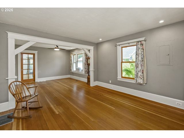 6626 Se 85TH Ave, Portland, OR 97266