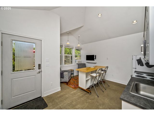 6626 Se 85TH Ave, Portland, OR 97266