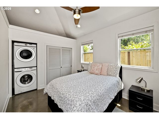 6626 Se 85TH Ave, Portland, OR 97266