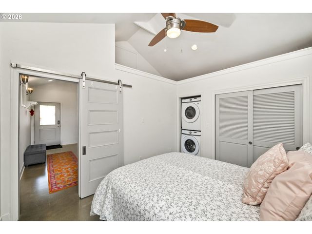6626 Se 85TH Ave, Portland, OR 97266
